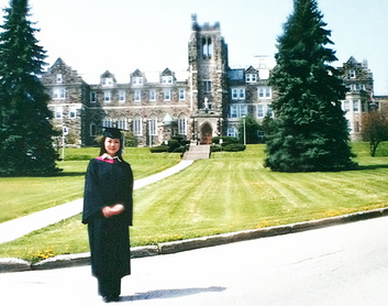 Jo Jo 所讀的 University of Western Ontario，位於 London 巿，是加拿大的十大名校之一。