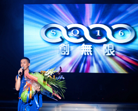 2011 年張繼聰擔任第十六屆加拿大中文歌曲創作大賽的特別表演嘉賓，一口氣唱了多首自己創作的首本名曲。