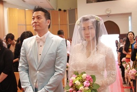 2012 年，結婚 15 年的歐錦棠和萬斯敏在香港浸會神學院舉行結婚週年感恩會，邀請親友出席為他們作見証，圈中人包括曾勵珍、廖啟智及陳敏兒都前來觀禮。
