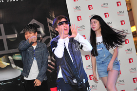 Nikolai 在「第 20 屆加拿大中文歌曲創作大賽」的表演環節中模仿 Justin Bieber。