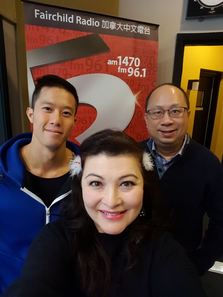 現在長居北京發展的 Kent 難得在聖誕期間回來跟家人團聚，也不忘再來加拿大中文電台接受 Deborah 和馬光浩的訪問。