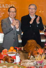 陳國雄（右）和李方（左）將率領溫哥華、卡加利和多倫多的電台員工，在新的一年再創里程碑。
