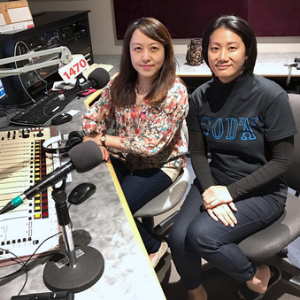 Cindy 陳佳儀是香港聾人子女協會（CODAHK）的創辦人，最近她來溫哥華出席 CODA 的國際會議，特別抽空接受 Mary 訪問。