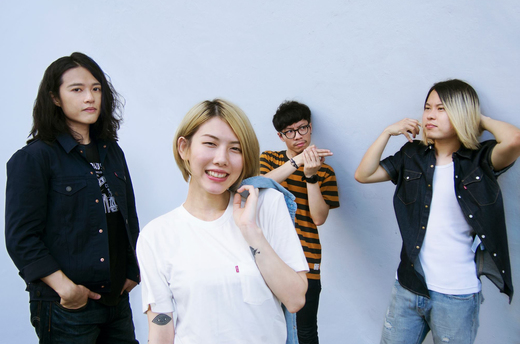 Gould Wu 胡國彬（最左）所屬的小紅帽樂隊是香港的一隊 Indie Band，樂隊成立於 2012 年，但 Gould 在 2017 年才加入。