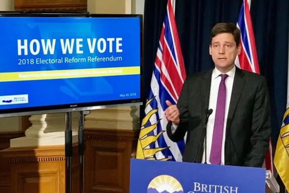 BC 省律政廳長 David Eby 認為今次的公投題目清晰，而選民也應該信任 BC 選舉局能夠公平公正地監管今次公投。
