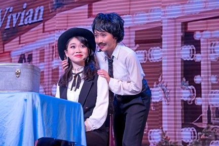 《金枝玉葉》- #6 Vivian 司徒穎琪（左）飾演袁詠儀，#8 Jessy 吳杰茜（右）飾演梅艷芳。