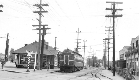 1955 年 Marpole 站（Kent 與 Oak Street 附近）。（City of Richmond Archives）