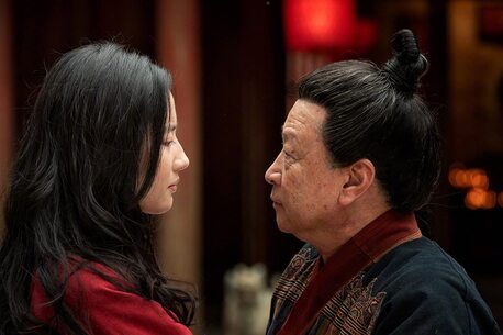 在中國，很多觀眾都將馬泰所飾演的角色稱為花爸爸，非常可愛。