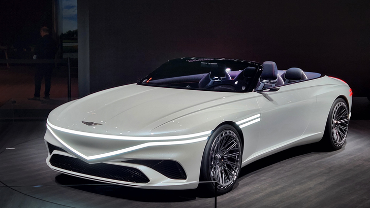 現代集團的 Genesis X Convertible 概念車，暗示開篷韓國車的時代即將降臨。