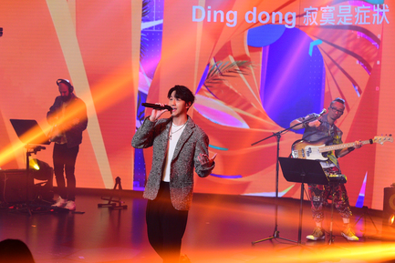 Jay 很快便會飛往多倫多，擔任當地由多倫多加拿大中文電台舉辦的「第 16 屆中文歌曲創作大賽」表演嘉賓。