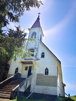 友好灣的原住民教堂。