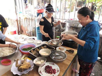越南各區的越南粉自有特色，一般來說，越往南走，味道越辣也越多配料。