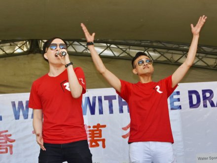 Walk with the Dragon 歌神上身 ! DJ 參與百萬行 共襄善舉1746077062 Walk with the Dragon 歌神上身 ! DJ 參與百萬行 共襄善舉