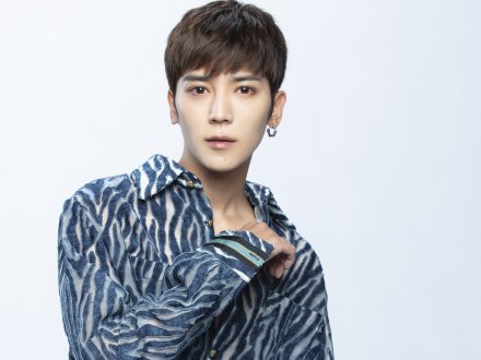 Music 全球首播 - Bii 畢書盡《你》