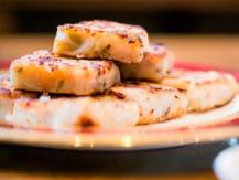 DIY Chinese Turnip Cake 大廚教你自家製蘿蔔糕過新年