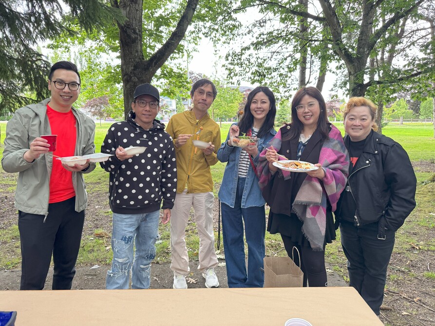 全國原住民歷史月加拿大中文電台主持員工齊聚一堂BBQ1761442295 全國原住民歷史月加拿大中文電台主持員工齊聚一堂BBQ13570