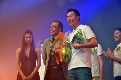 Sunshine Nation 20122942