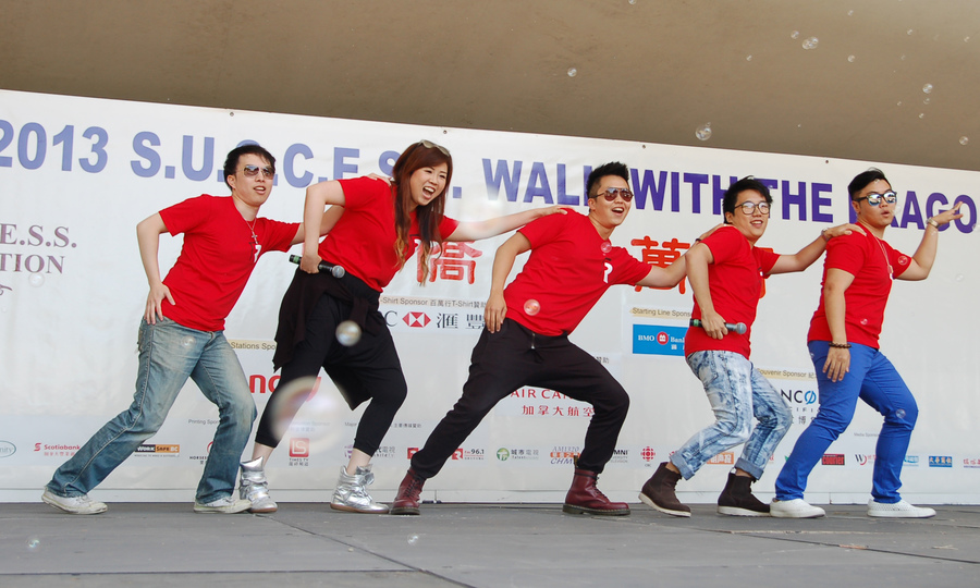 紅色 DJ 軍團 昂首闊步 Walk with the Dragon3987