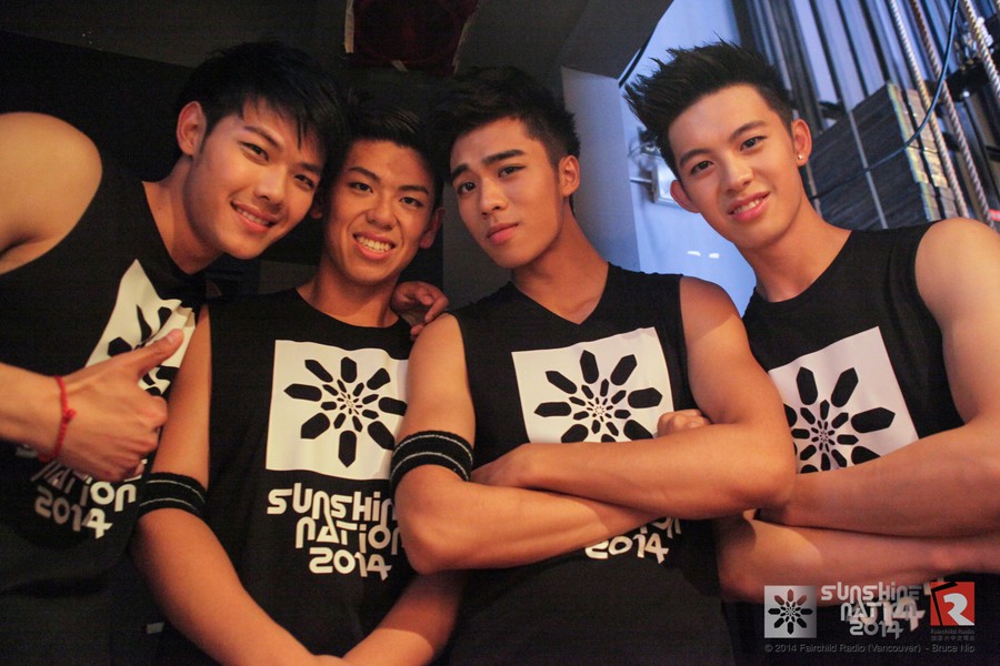 Sunshine Nation Behind the scenes5149