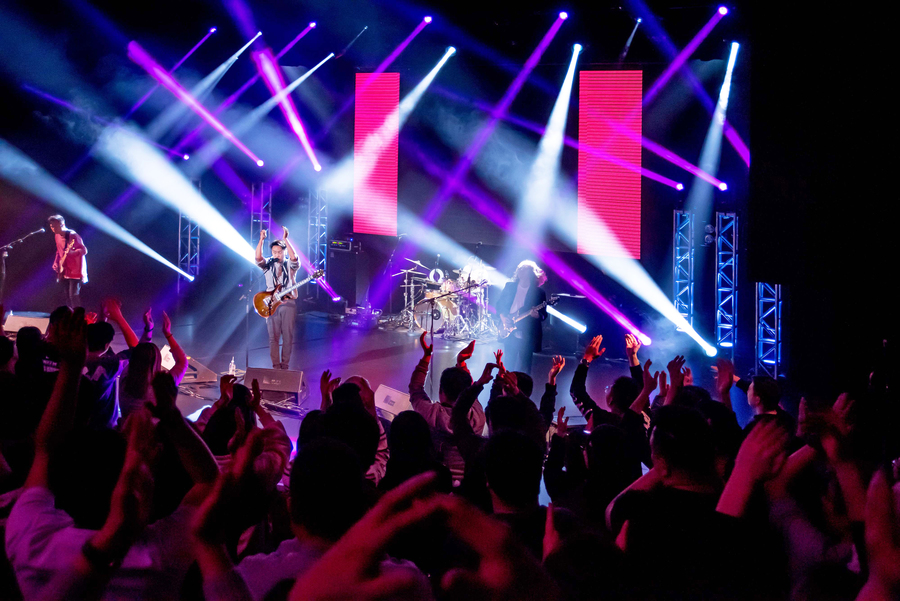 Supper Moment Live in Vancouver9620