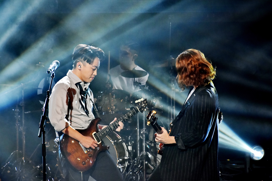 Supper Moment Live in Vancouver9661