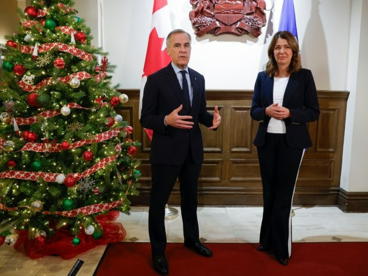 Featured News-聯邦政府和亞省簽署能源諒解備忘錄