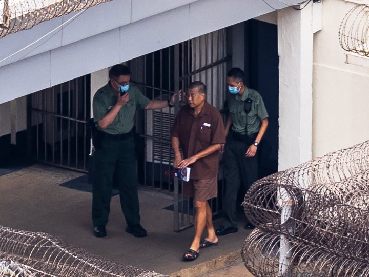 前壹傳媒創辦人黎智英被當局判囚20年1770650877