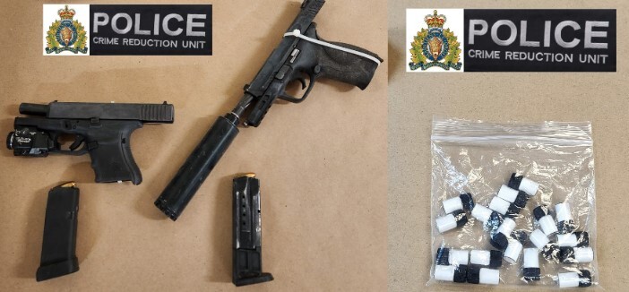 兩少年涉使用偽鈔 警檢手槍及毒品