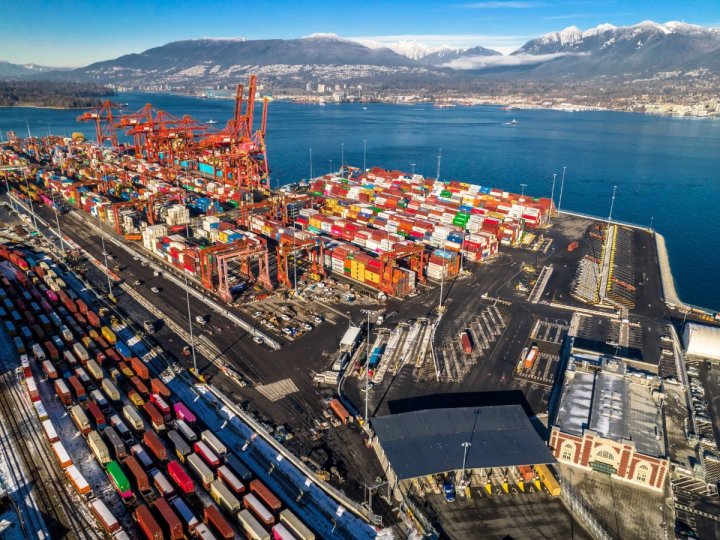 溫哥華港貨櫃運輸量與去年同期相比下降14%