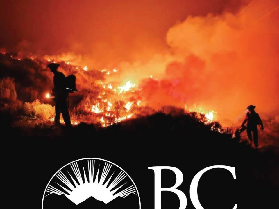BC省東北部Fort Nelson附近2場山火持續