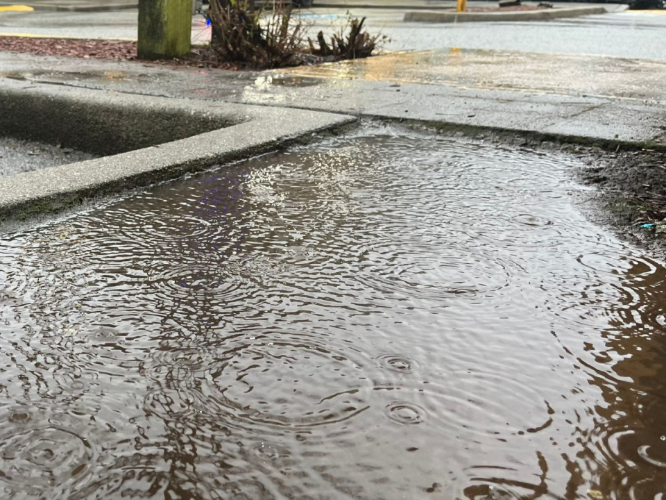 省南部部份地區在剛過去的周末吹強風預料部份沿岸地區今個星期仍然會受到影響 Featured News-省南部部份地區在剛過去的周末吹強風預料部份沿岸地區今個星期仍然會受到影響