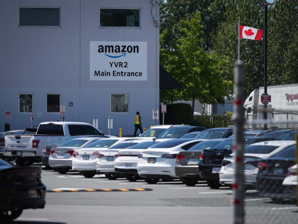 亞馬遜物流中心YVR2員工   與公司管理層展開首輪集體協議談判 Featured News-亞馬遜物流中心YVR2員工   與公司管理層展開首輪集體協議談判