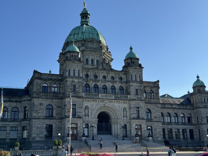 卑詩選舉局公布主要政黨今年中期財務報告