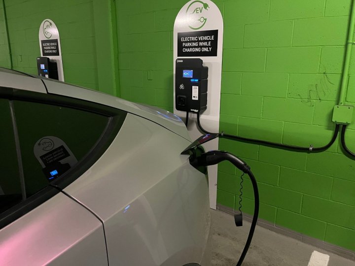 卑詩省府宣佈調整零排放車輛 框架   加強電動車業界發展