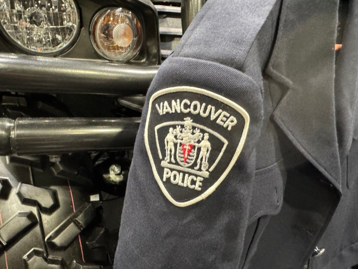 溫哥華2名居民透過''關懷俱樂部''出售經過安全檢測的海洛因及可卡因被裁定持有可供販運用途毒品罪名2人今日會出庭並提出憲法挑戰