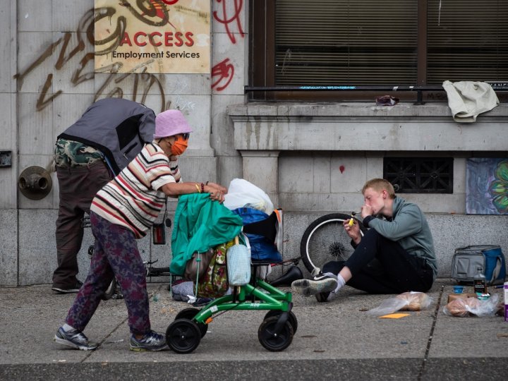 有醫生及醫護人員組織要求BC省府取消非自願治療提案