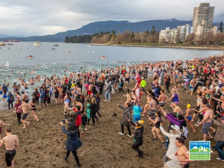 「北極熊冬泳」明年1月1日如期舉行