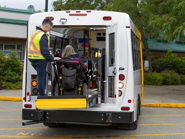 運輸聯線董事委員會通過HandyDART繼續外判私人公司營運