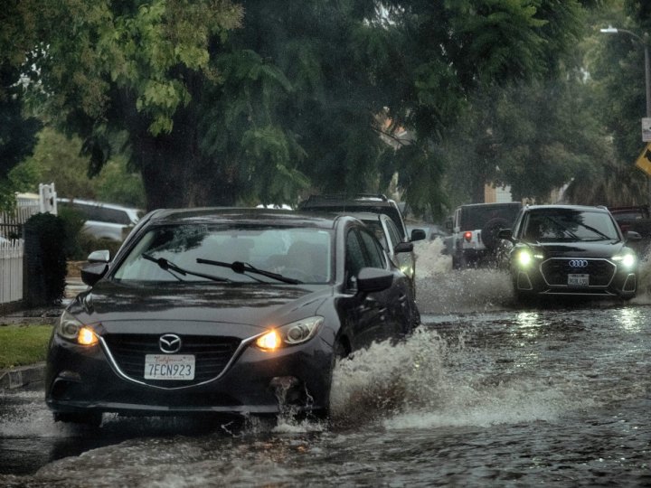 低陸平原部分地區發出洪水預警、降雨警報及旅行建議