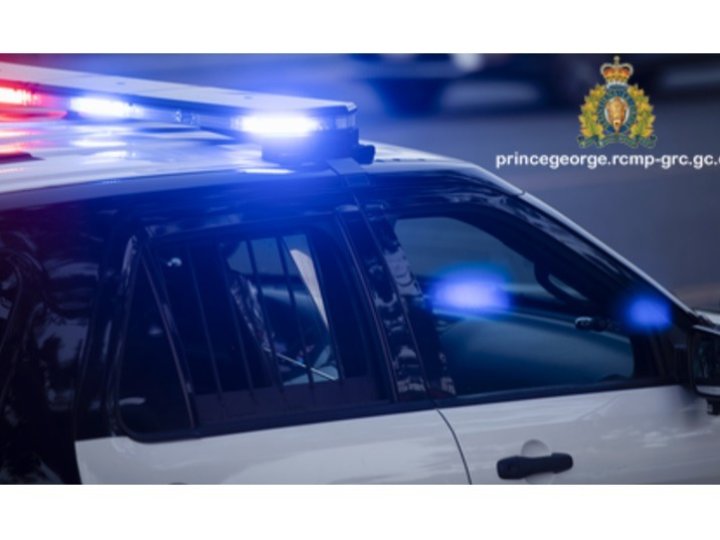 介乎Langley與素里的1段1號公路西行方向在176街附近今早發生3車相撞意外據報造成1人喪生