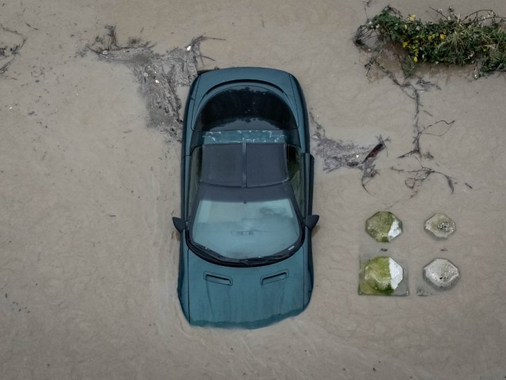 菲沙河谷地區在1個月前受到天文現象大氣河流引發的毀滅性洪水嚴重破壞許多居民仍在重建家園
