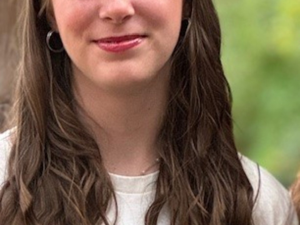 Featured News-本拿比皇家騎警尋求協助 尋找 14 歲失蹤少女