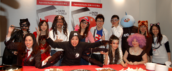 電台舉辦 Halloween Costume Party， DJ 們攪盡腦汁鬥搶鏡搏出位，who are the winners??