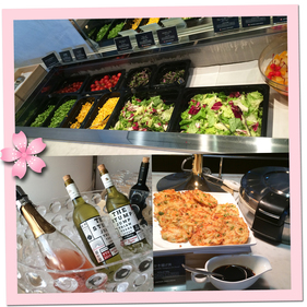 JAL 的 Sakura Lounge 貴賓室，多款飲品和點心全天候供應，早午晚餐時間還有不同的 menu 以供選擇。