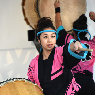 「氣如虹 勢磅礡 日式太鼓」- Tetsu Taiko，本地最著名的太鼓隊伍，保証令你熱血沸騰！