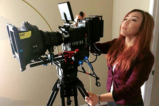 Jill Von D 陳明宜是荷里活為數不多的亞裔女導演，年紀輕輕就和拍檔成立了自己的製作公司 Black Velvet Films，編劇、導演、監製一腳踢。