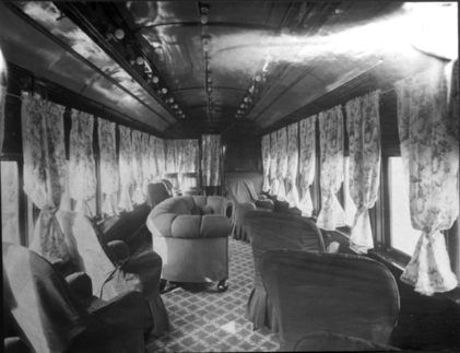 特為 1912 年，特別為加拿大總督訪溫而裝置之專用電車車廂内貌。(City of Vancouver Archives)