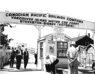 從 1929 到 1950 年 Steveston 曾有往返 Victoria 的小輪服務。（Steveston Museum）
