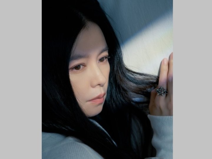 Music 聯合首播 - 徐若瑄《先聽我說完》1745900967 Music 聯合首播 - 徐若瑄《先聽我說完》