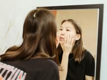 Health 身體好不好都寫在臉上 注意這 10 個「疾病面容」1745304043